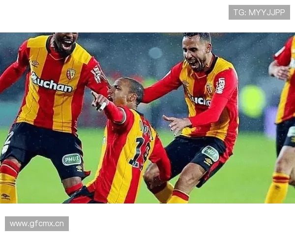 托马松在朗斯对欧塞尔比赛中应否得点球